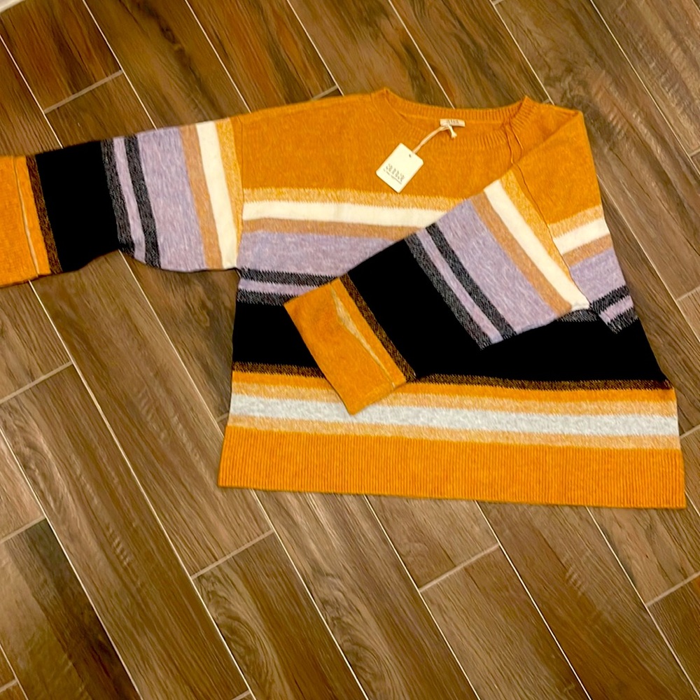 3X Sweater